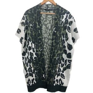 VERTIGO Women's Size Medium Open Front Leopard Print Cardigan Sweater